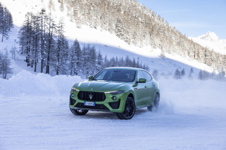 Maserati Levante Trofeo Urban Green